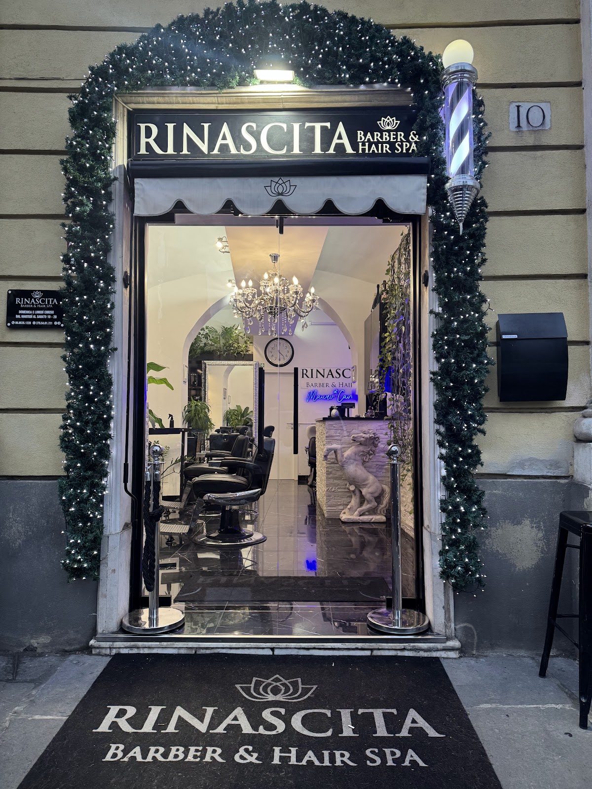 Francesco, hairstylist di Rinascita Barber & Hair Spa
